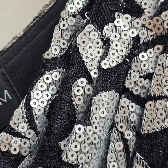 Formal Betsy & Adam One Shoulder Mermaid Gown with Sequins 8P - Picture 5 of 6